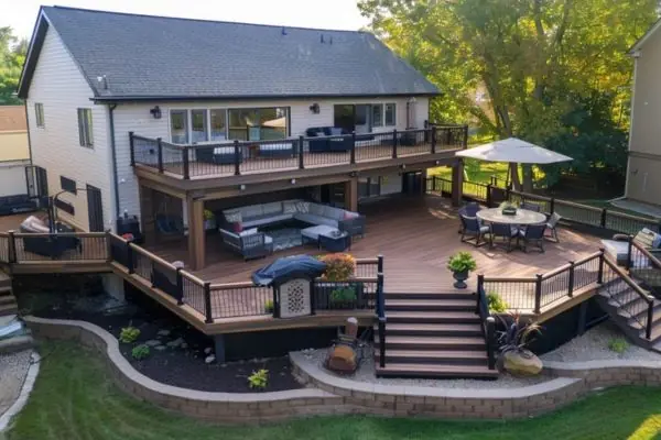 multi-level decking design for outdoor living in texas