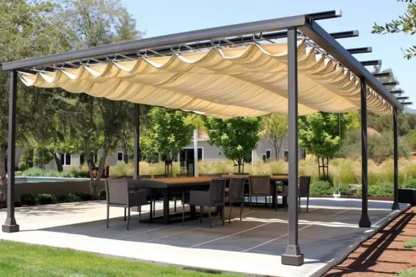 retractable shade for outdoor oasis